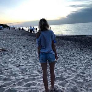 Meet your Posher, Kelsey